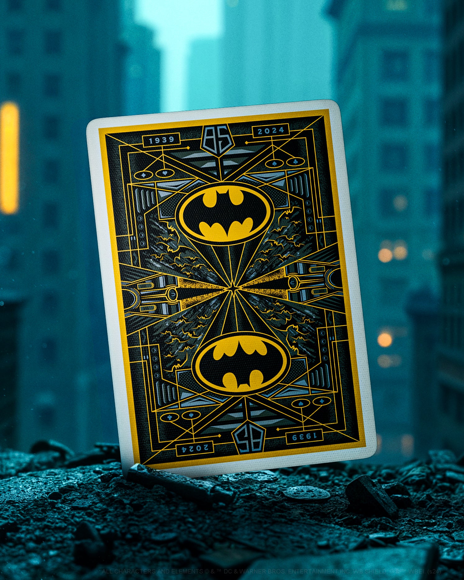 Batman 85th Anniversary Playing Cards – image 20